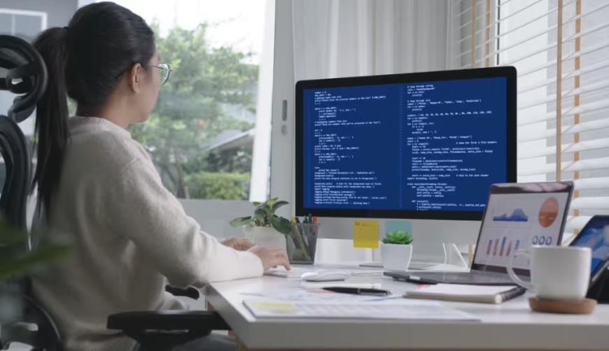 白云区企业数字化解决方案：机器学习赋能商业模式升级的核心路径